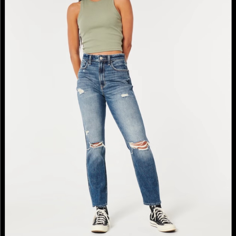 Hollister Women's High-Rise Ripped Medium Blue Jeans